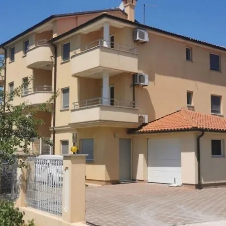 Apartment Gorgi Liznjan
